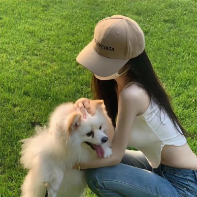绿茵春色